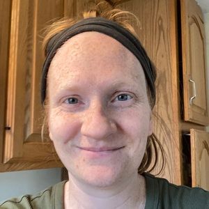 Meet your Posher, Meaghan